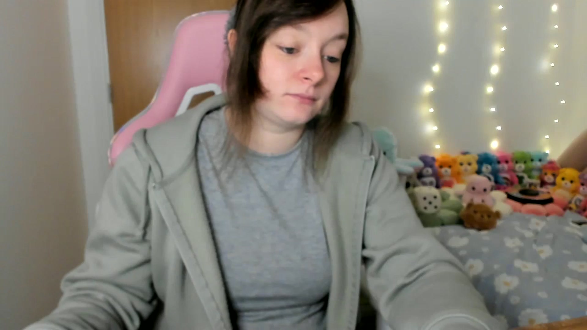 Gallery image thumbnail from JessieBear_'s myfreecams stream on, 01/28/2025, 17:54 image 13 of 20