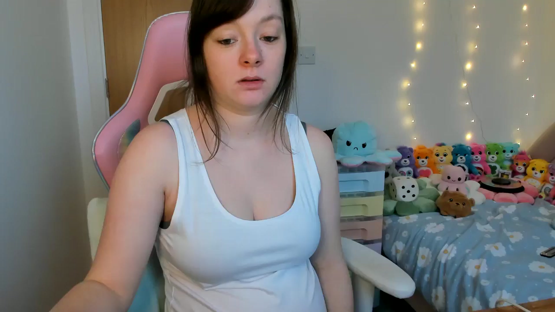 Gallery image thumbnail from JessieBear_'s myfreecams stream on, 01/29/2025, 16:22 image 5 of 20