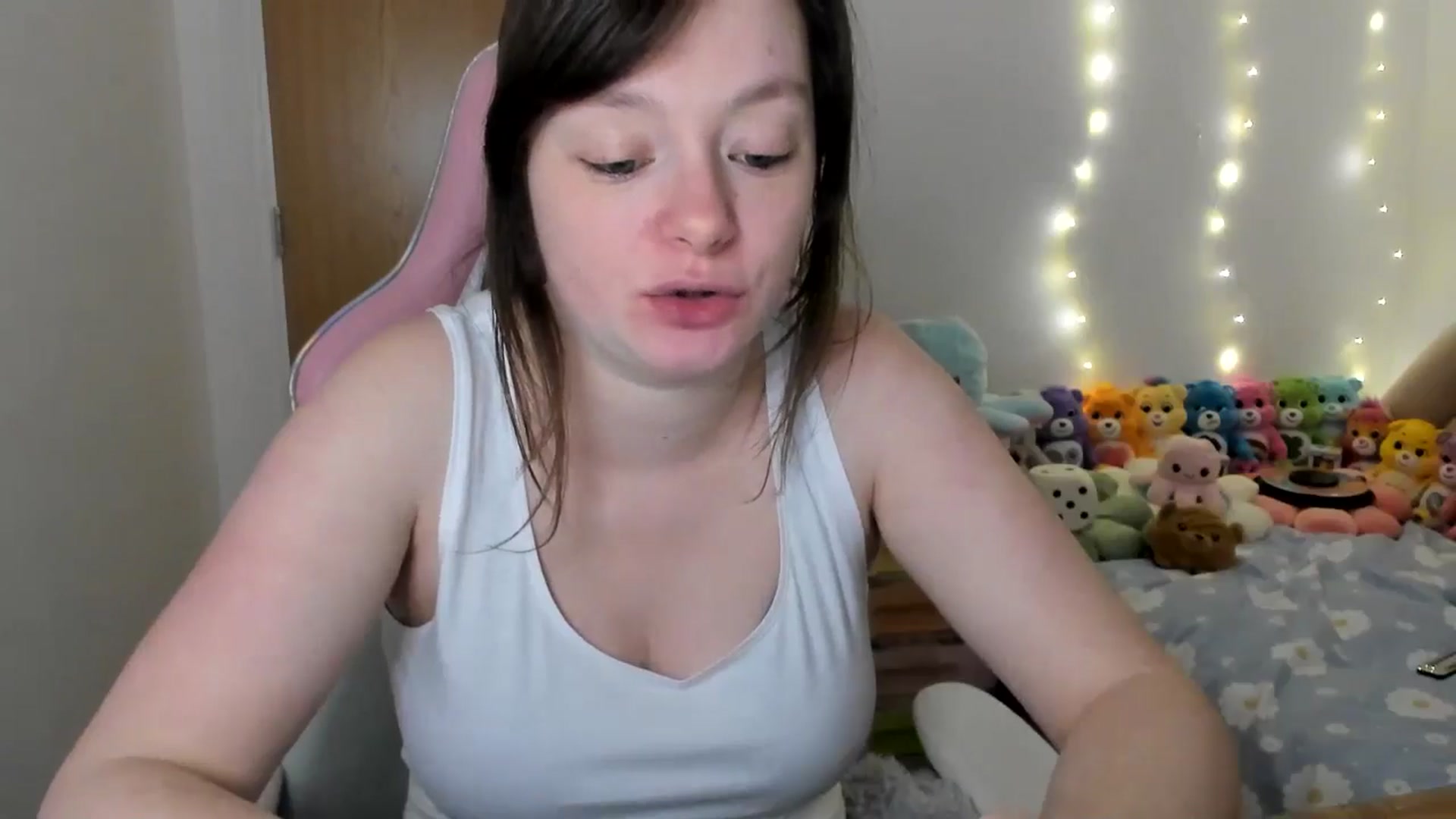 Gallery image thumbnail from JessieBear_'s myfreecams stream on, 01/29/2025, 17:52 image 16 of 20