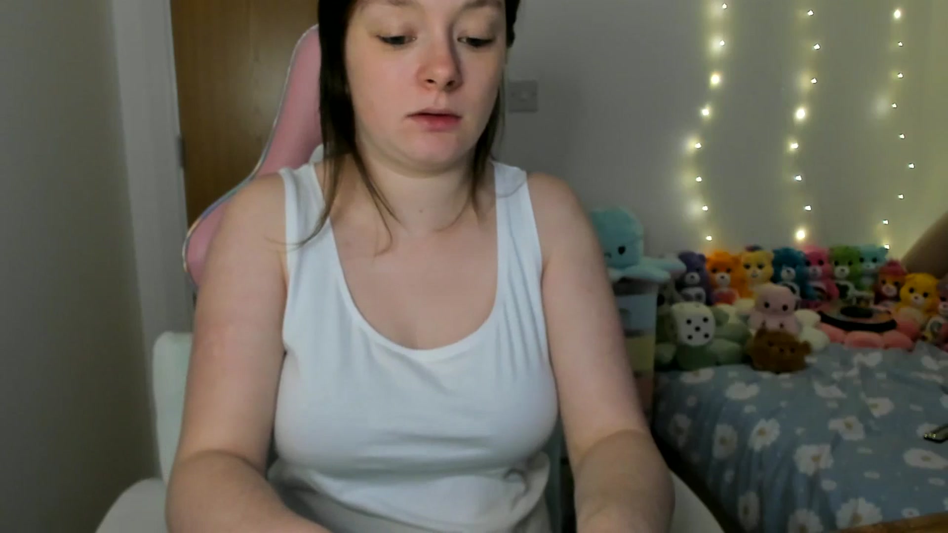 Gallery image thumbnail from JessieBear_'s myfreecams stream on, 01/29/2025, 17:52 image 7 of 20