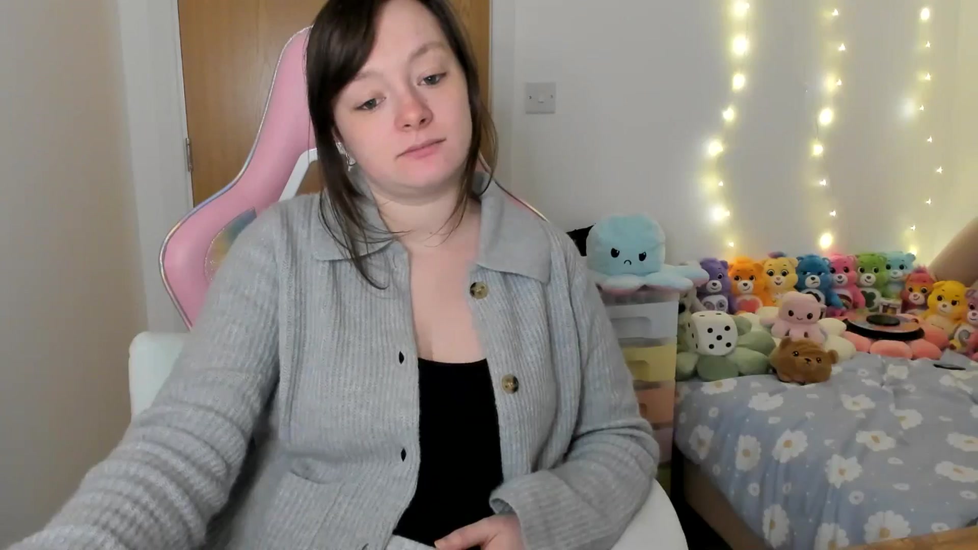 Gallery image thumbnail from JessieBear_'s myfreecams stream on, 01/30/2025, 17:23 image 20 of 20