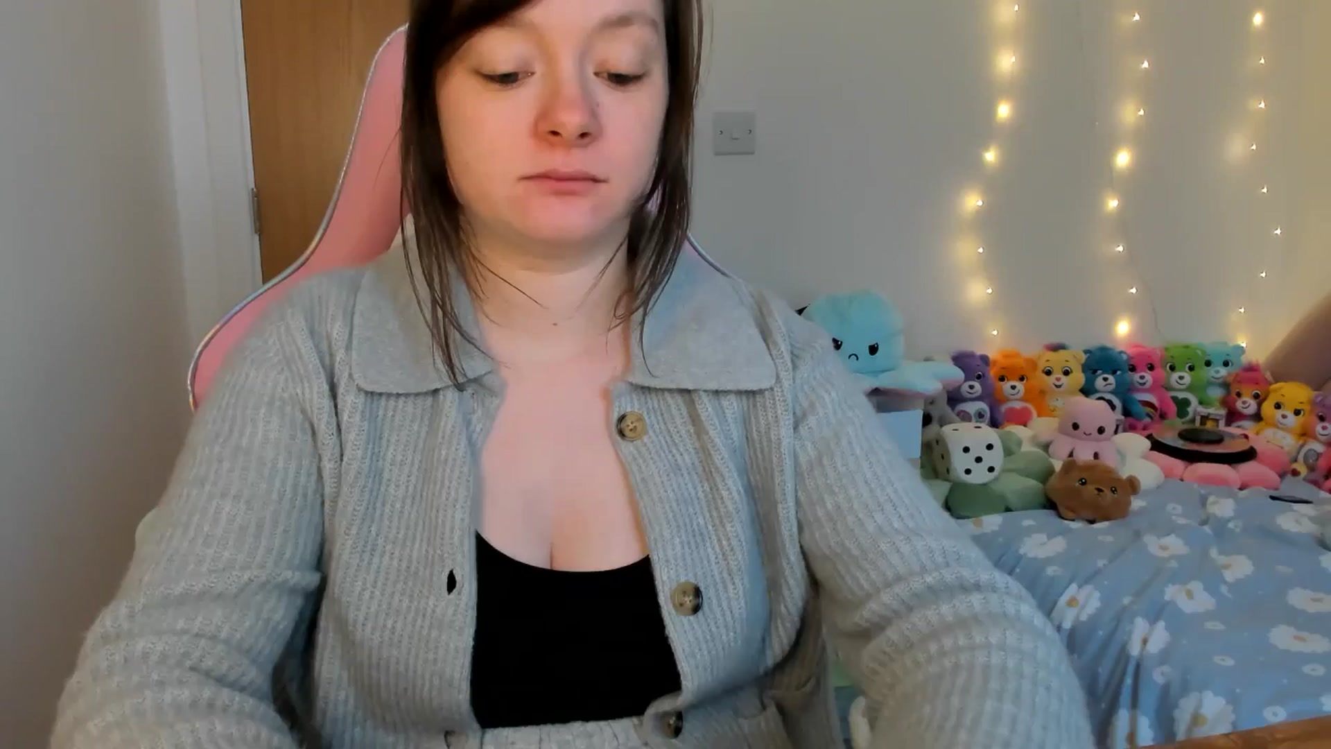 Gallery image thumbnail from JessieBear_'s myfreecams stream on, 01/30/2025, 17:23 image 12 of 20