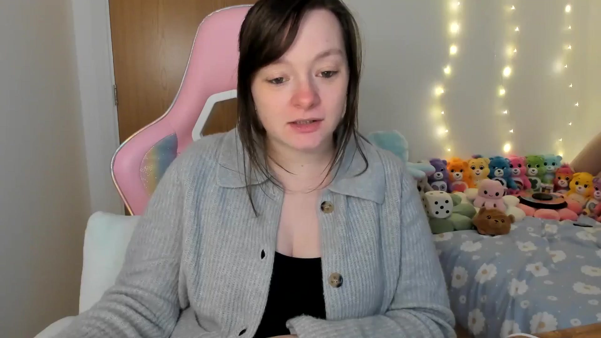 Gallery image thumbnail from JessieBear_'s myfreecams stream on, 01/30/2025, 17:23 image 17 of 20