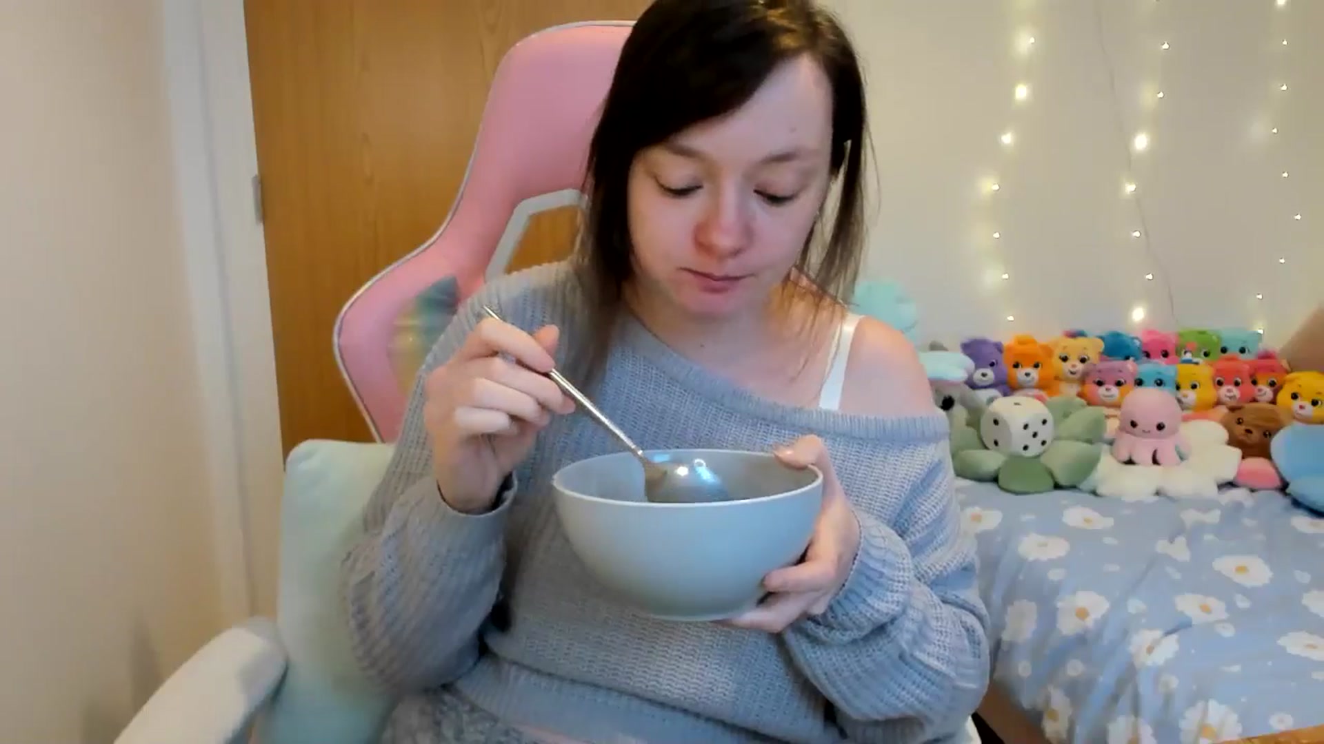 Gallery image thumbnail from JessieBear_'s myfreecams stream on, 01/31/2025, 16:48 image 11 of 20