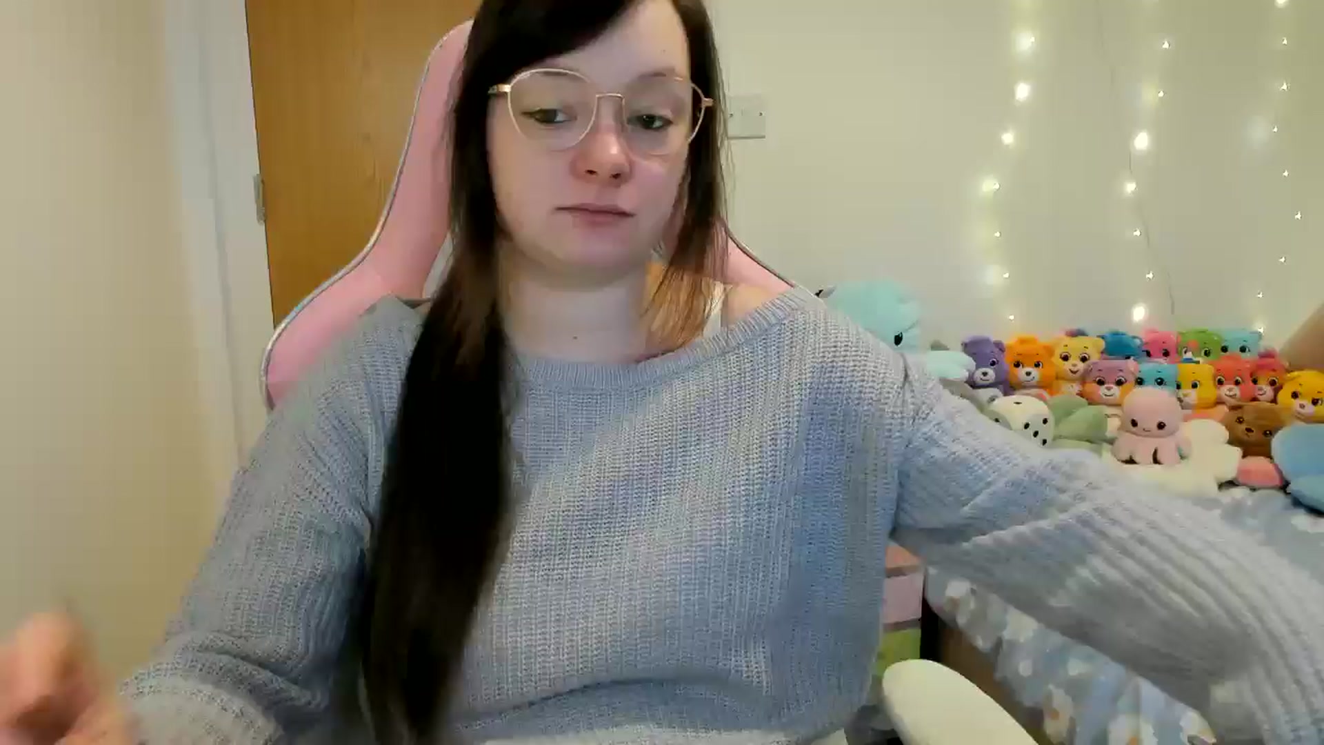 Gallery image thumbnail from JessieBear_'s myfreecams stream on, 01/31/2025, 16:48 image 17 of 20