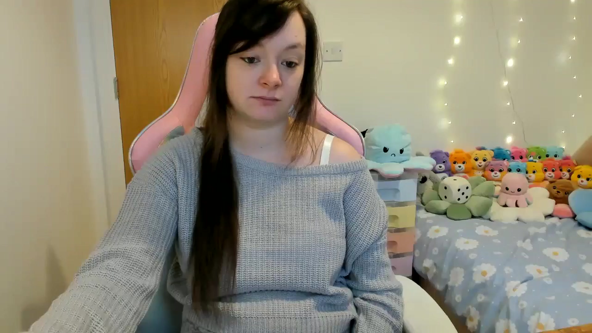 Gallery image thumbnail from JessieBear_'s myfreecams stream on, 01/31/2025, 16:48 image 15 of 20