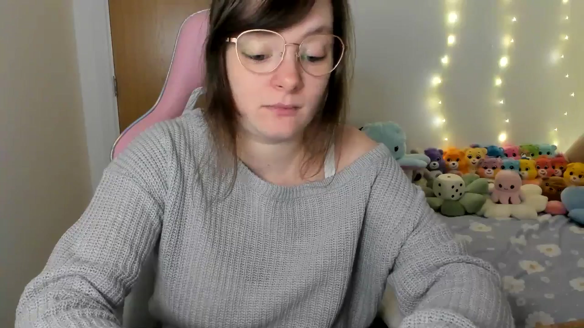 Gallery image thumbnail from JessieBear_'s myfreecams stream on, 01/31/2025, 17:31 image 7 of 20