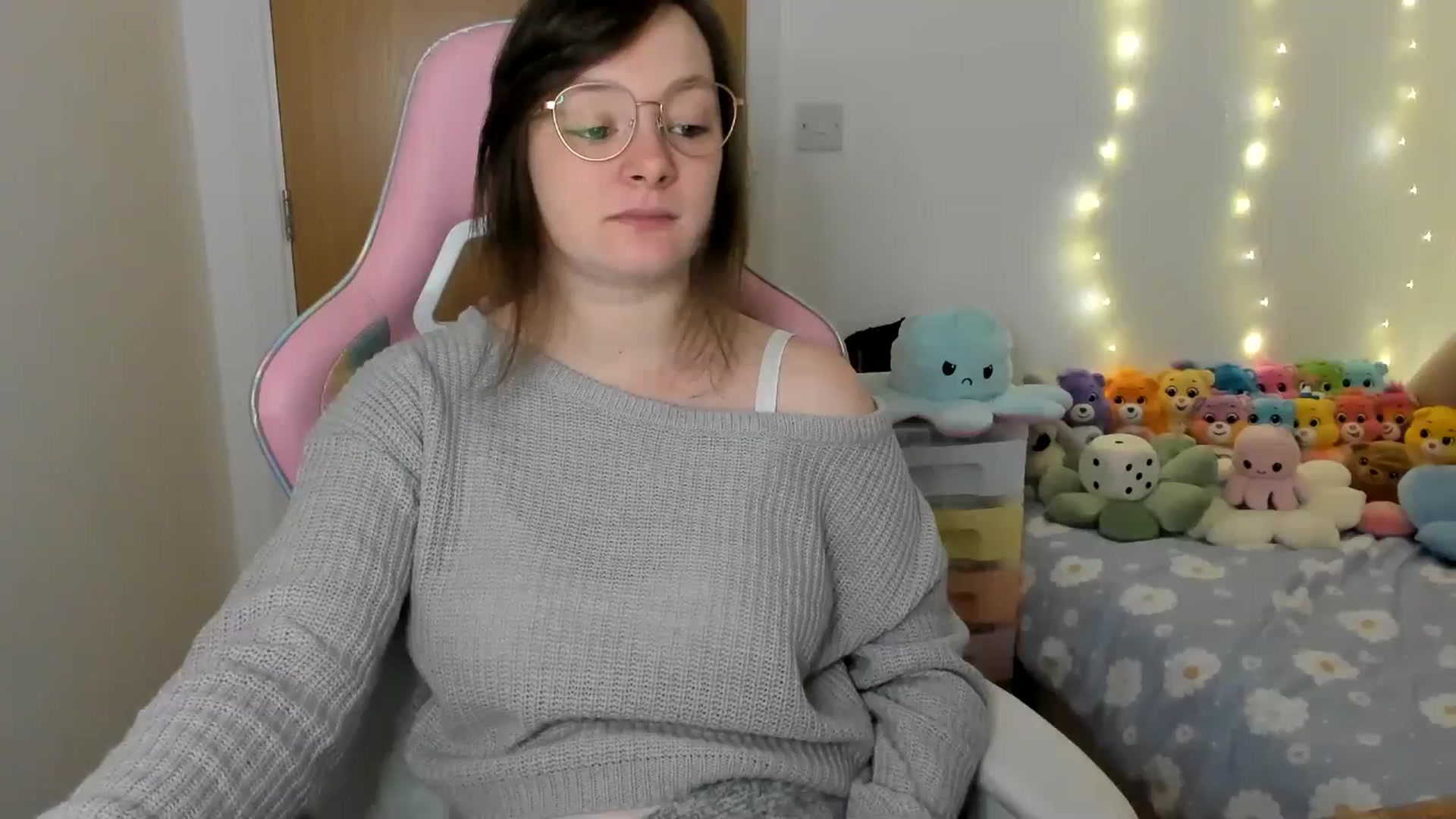 Gallery image thumbnail from JessieBear_'s myfreecams stream on, 01/31/2025, 17:31 image 1 of 20