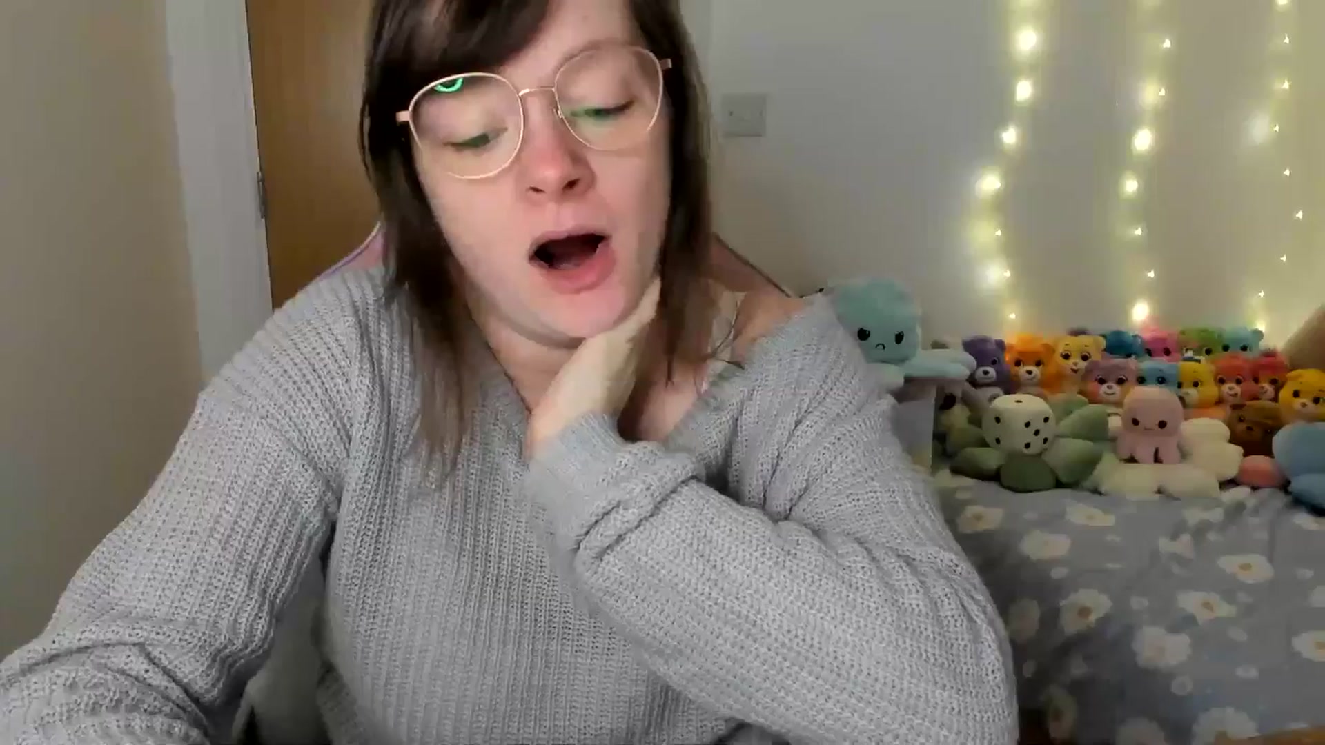 Gallery image thumbnail from JessieBear_'s myfreecams stream on, 01/31/2025, 17:31 image 14 of 20