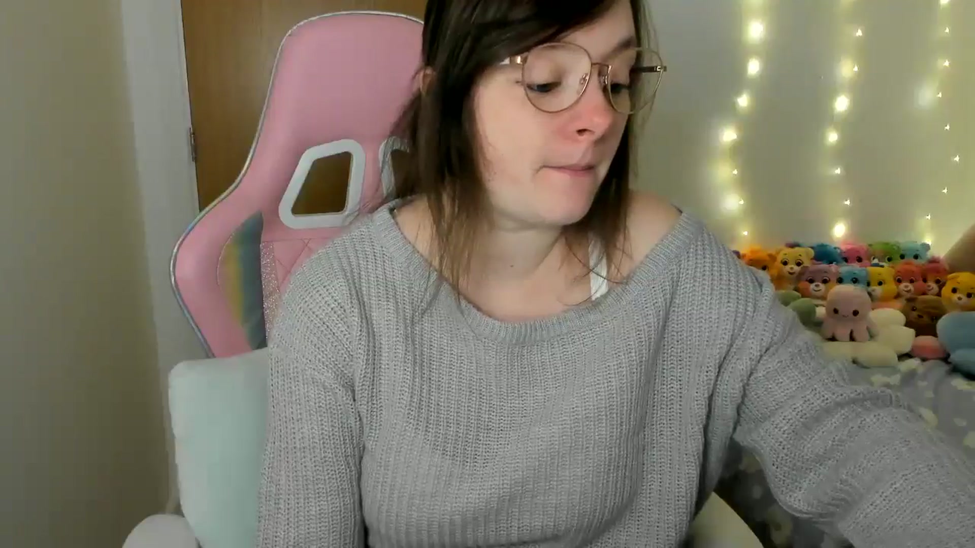 Gallery image thumbnail from JessieBear_'s myfreecams stream on, 01/31/2025, 17:31 image 19 of 20