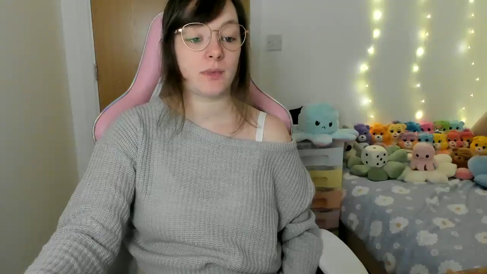 Gallery image thumbnail from JessieBear_'s myfreecams stream on, 01/31/2025, 17:31 image 10 of 20