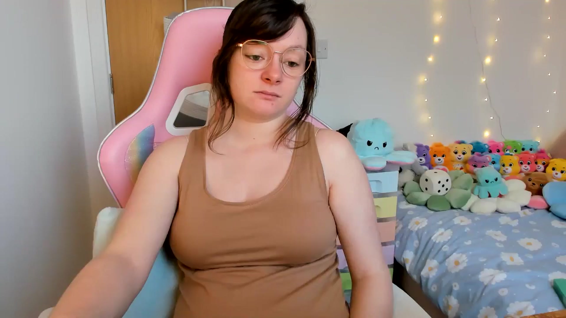 Gallery image thumbnail from JessieBear_'s myfreecams stream on, 02/03/2025, 17:47 image 8 of 20