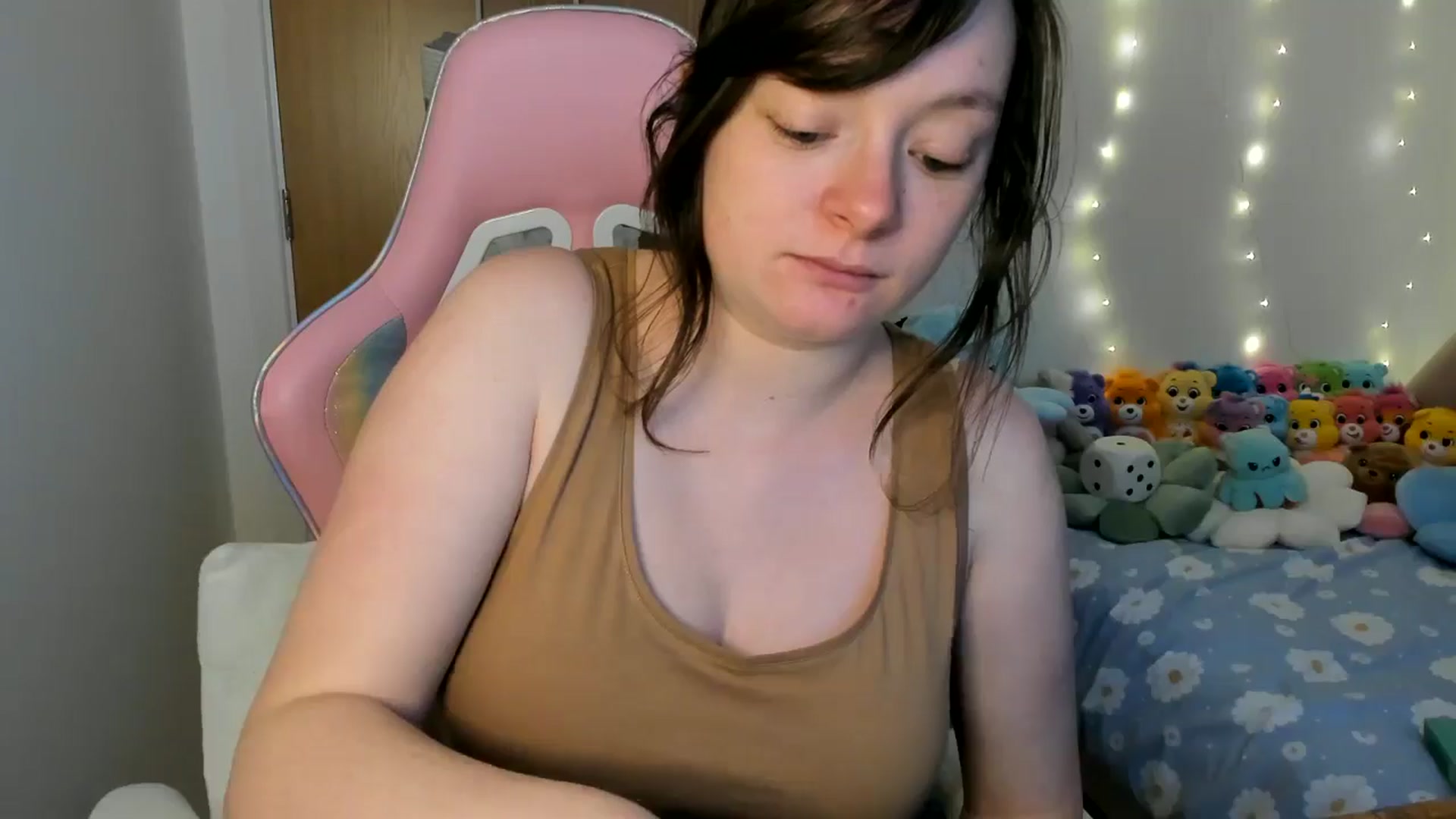 Gallery image thumbnail from JessieBear_'s myfreecams stream on, 02/03/2025, 17:47 image 16 of 20