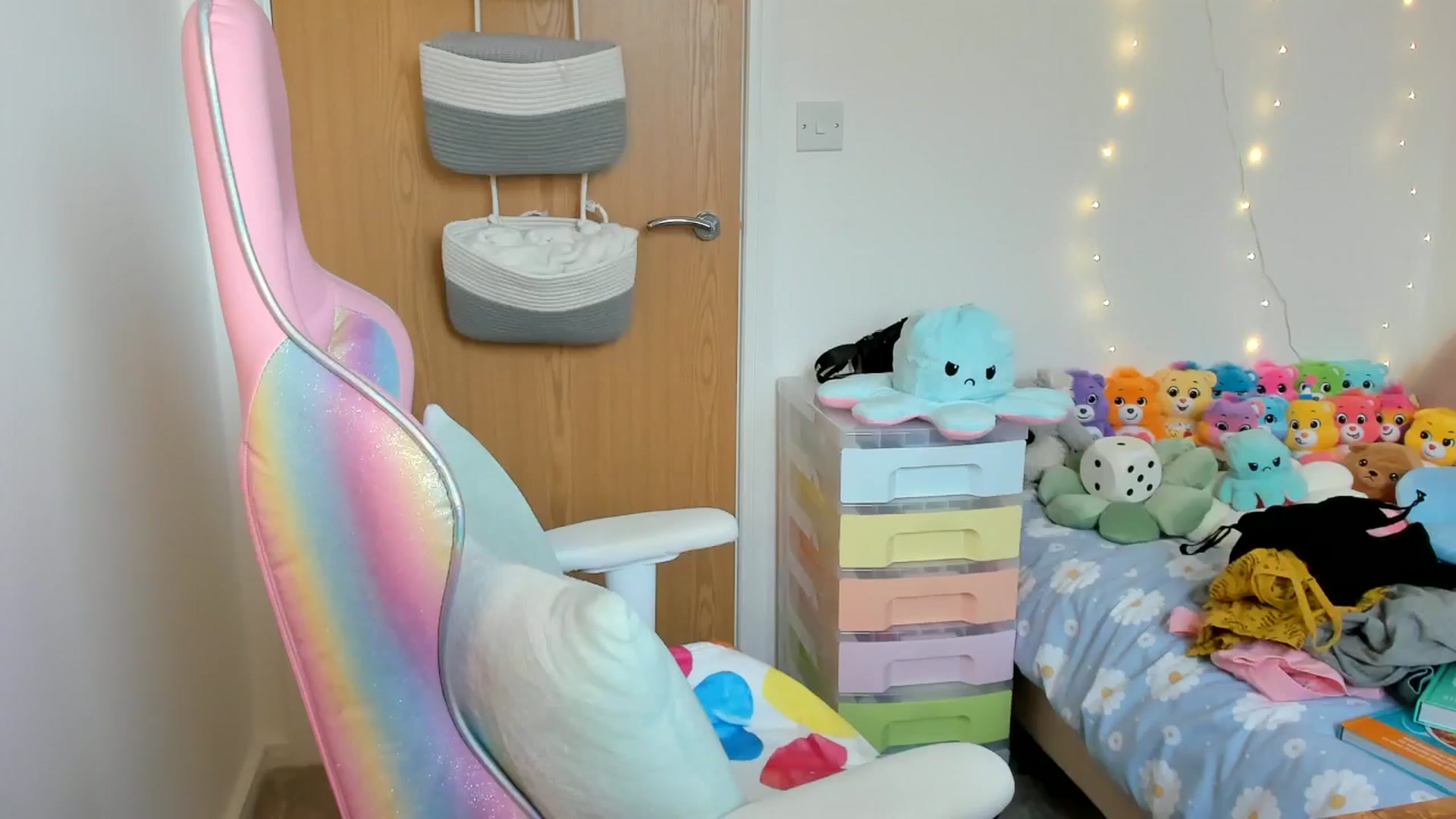 Gallery image thumbnail from JessieBear_'s myfreecams stream on, 02/03/2025, 17:47 image 5 of 20