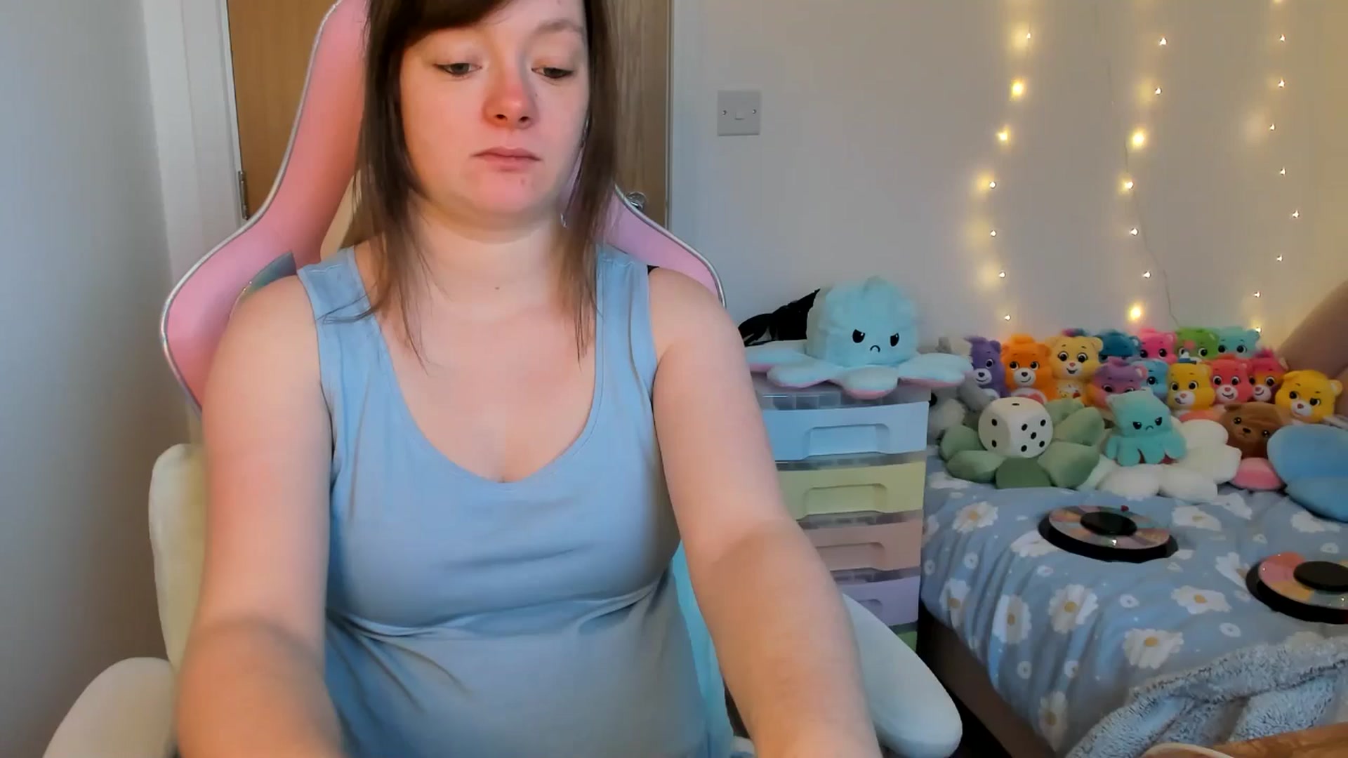 Gallery image thumbnail from JessieBear_'s myfreecams stream on, 02/04/2025, 17:37 image 8 of 20