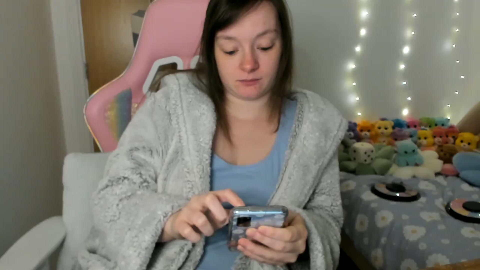 Gallery image thumbnail from JessieBear_'s myfreecams stream on, 02/04/2025, 17:37 image 15 of 20