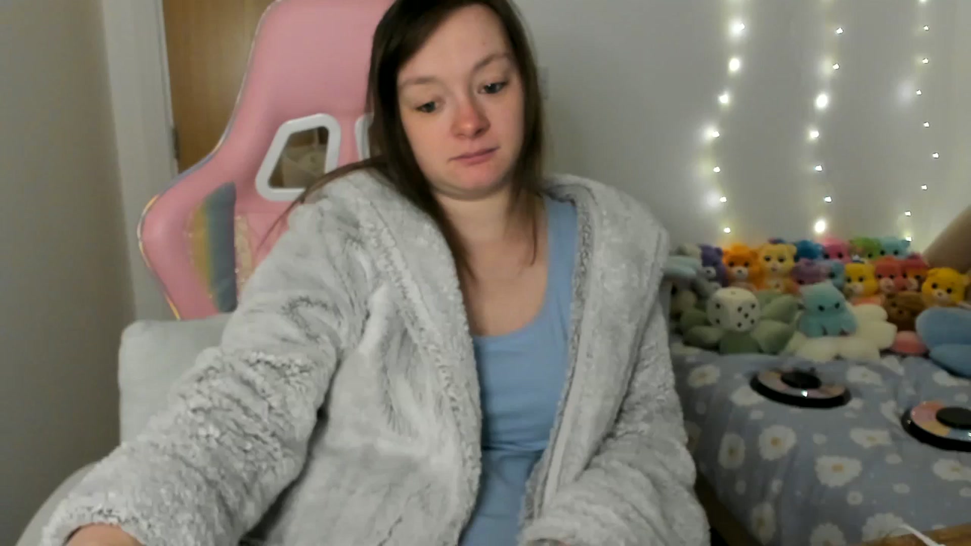 Gallery image thumbnail from JessieBear_'s myfreecams stream on, 02/04/2025, 17:37 image 16 of 20