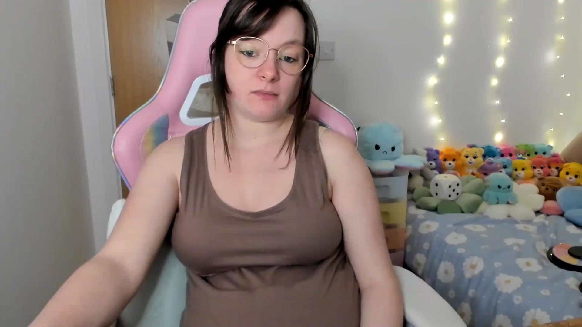 Gallery image thumbnail from JessieBear_'s myfreecams stream on, 02/06/2025, 17:58 image 19 of 20