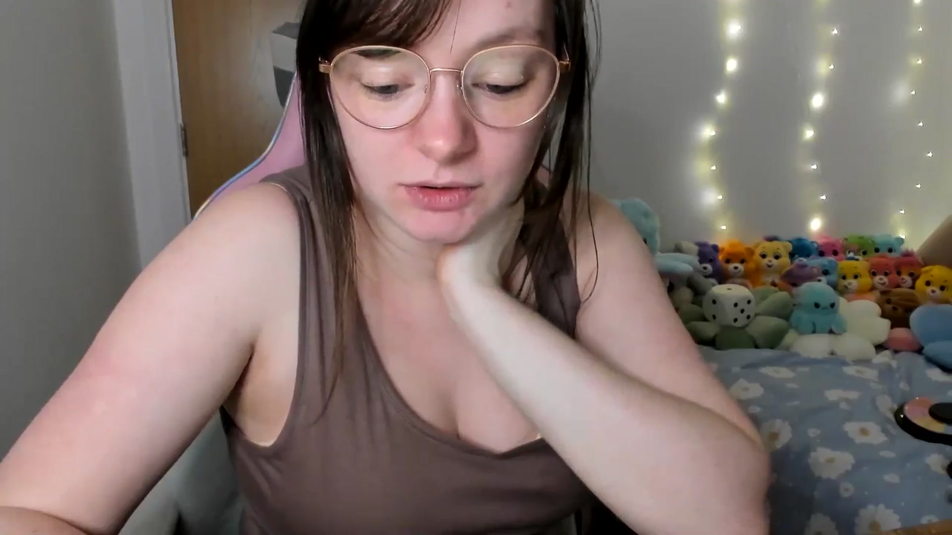 Gallery image thumbnail from JessieBear_'s myfreecams stream on, 02/06/2025, 17:58 image 15 of 20