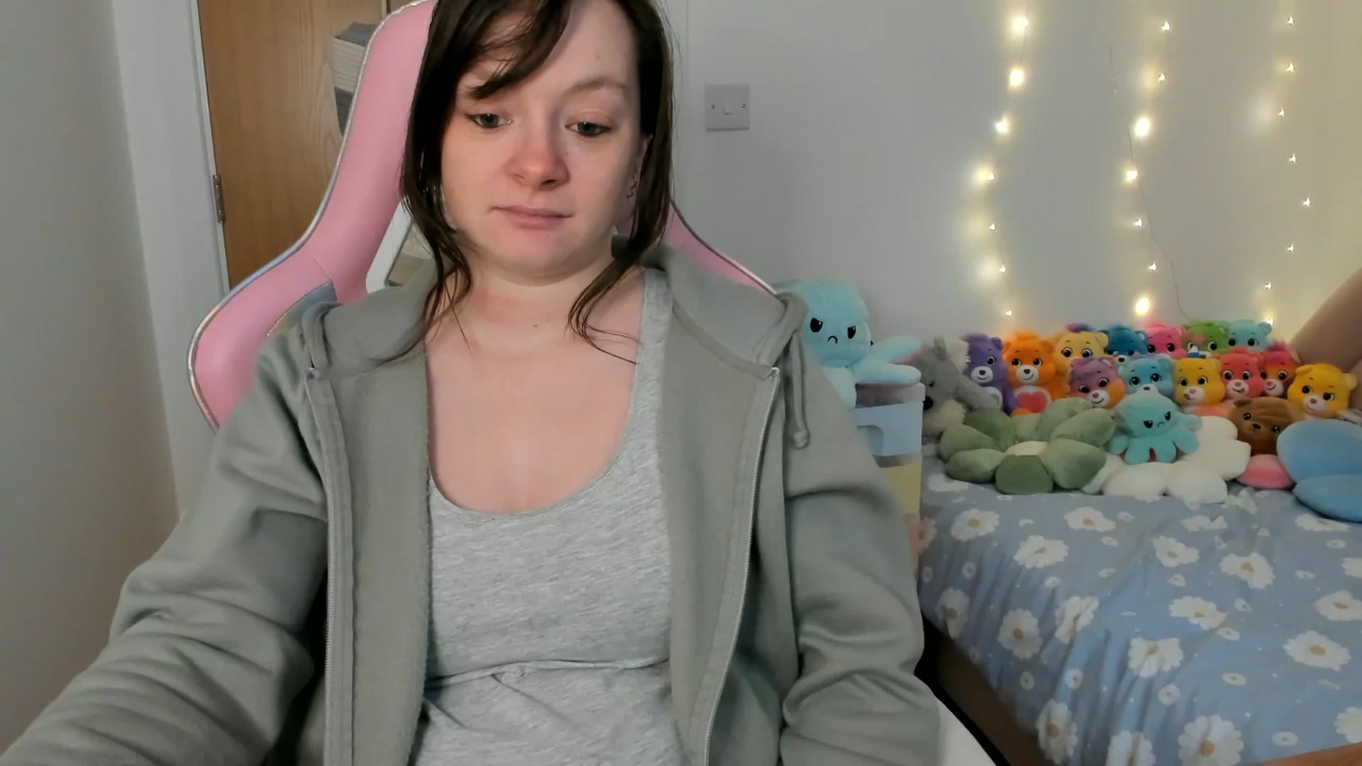 Gallery image thumbnail from JessieBear_'s myfreecams stream on, 02/10/2025, 17:40 image 10 of 20