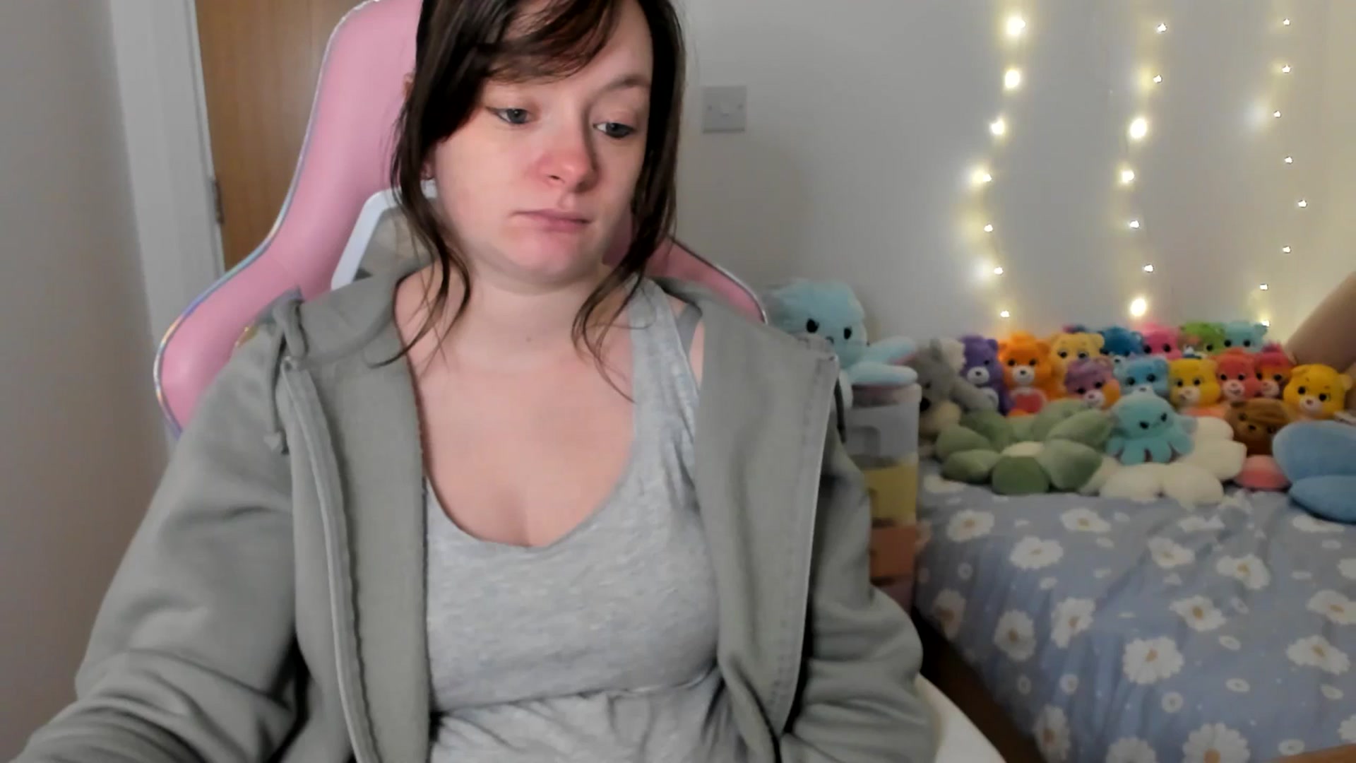 Gallery image thumbnail from JessieBear_'s myfreecams stream on, 02/10/2025, 17:40 image 20 of 20