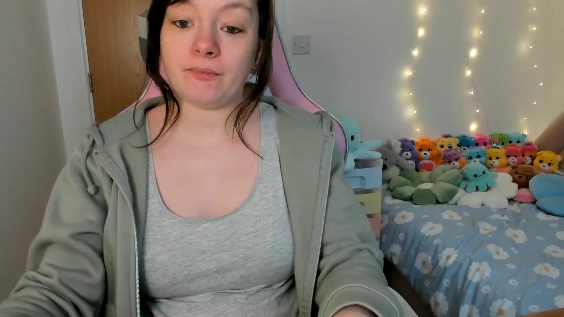 Gallery image thumbnail from JessieBear_'s myfreecams stream on, 02/10/2025, 17:40 image 6 of 20