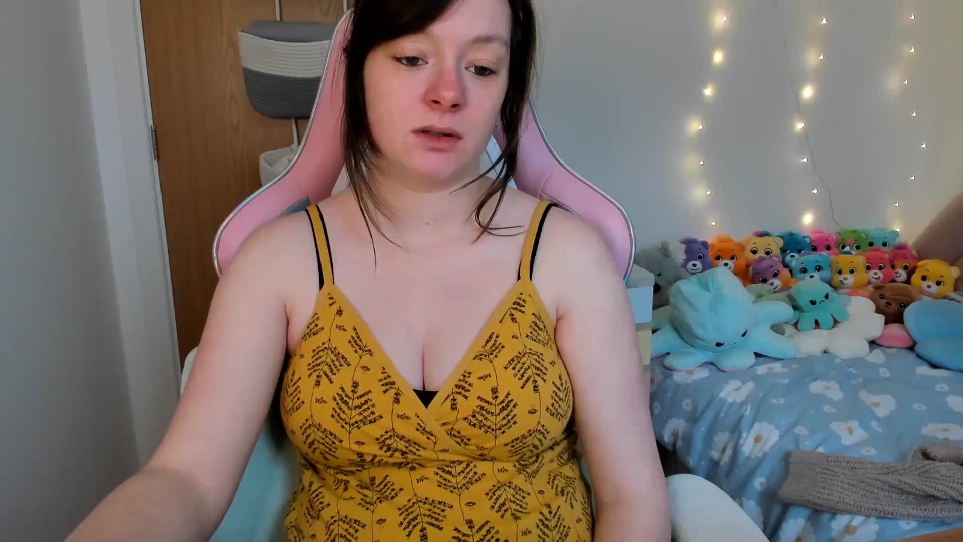 Gallery image thumbnail from JessieBear_'s myfreecams stream on, 02/13/2025, 16:29 image 12 of 20