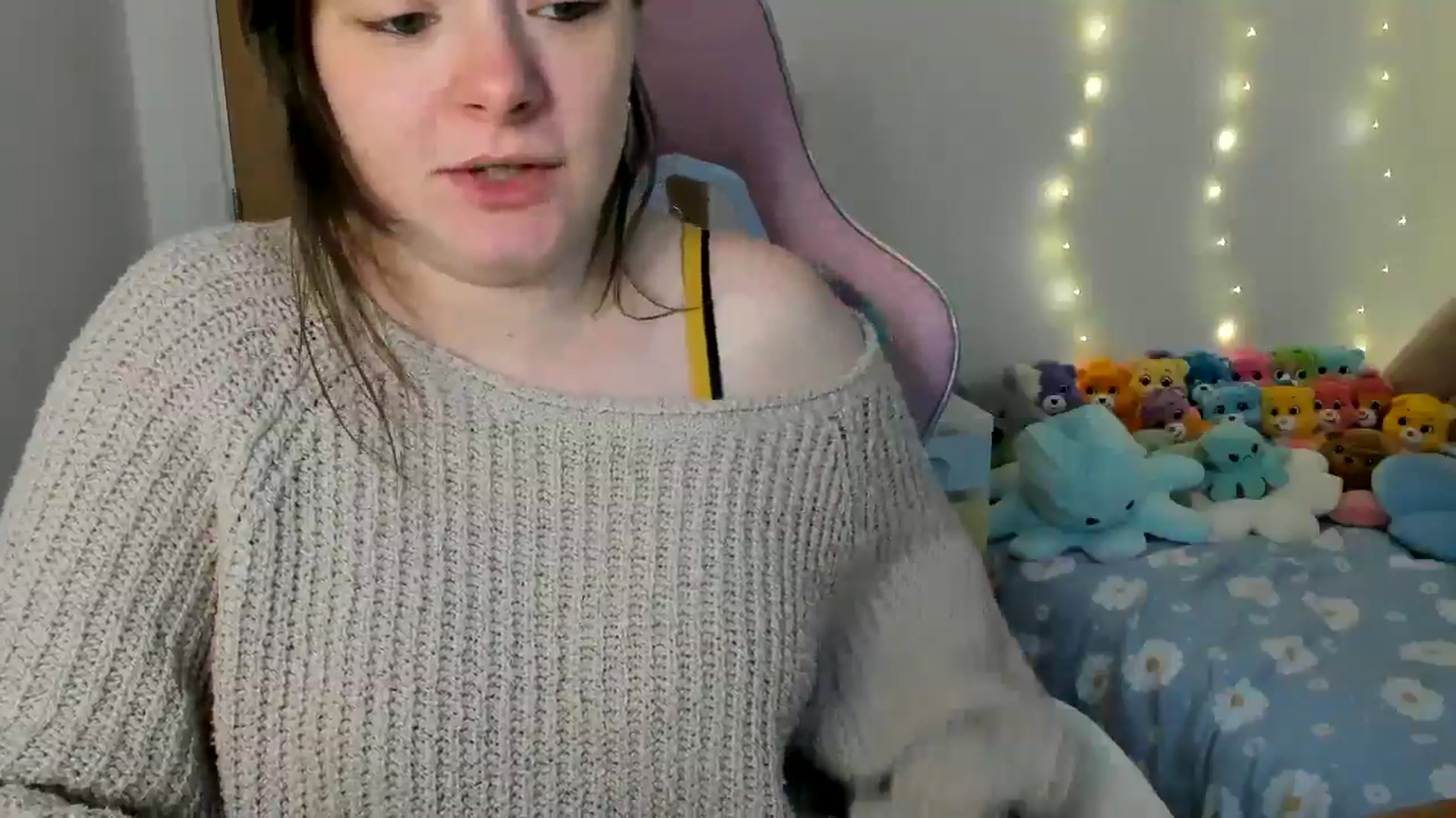 Gallery image thumbnail from JessieBear_'s myfreecams stream on, 02/13/2025, 17:35 image 6 of 20