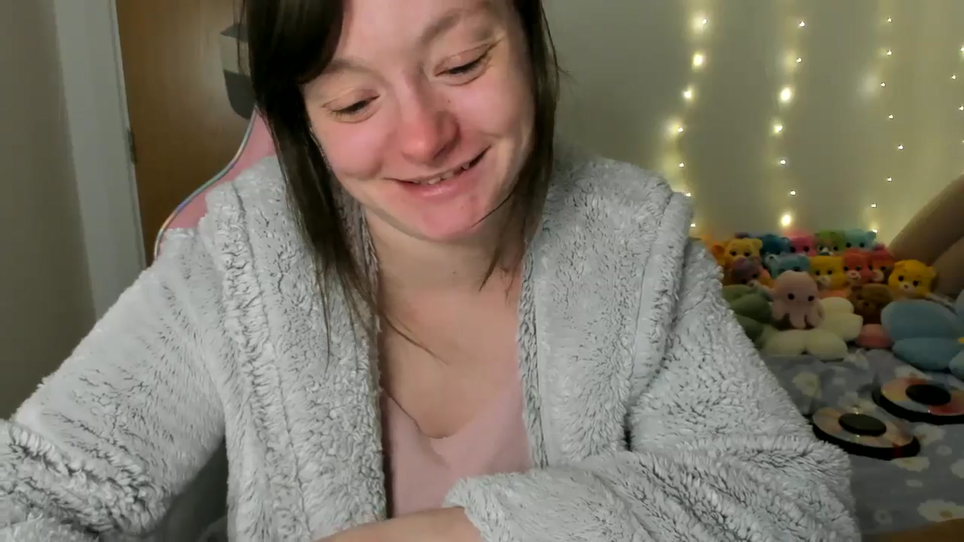 Gallery image thumbnail from JessieBear_'s myfreecams stream on, 02/14/2025, 17:55 image 20 of 20