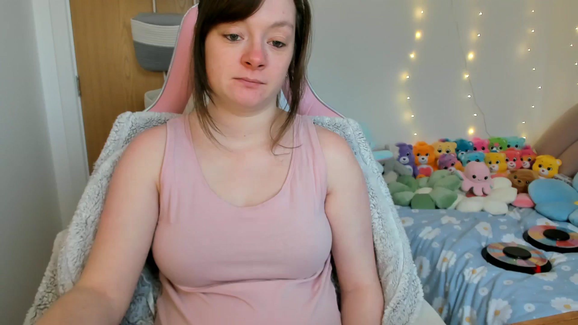 Gallery image thumbnail from JessieBear_'s myfreecams stream on, 02/14/2025, 17:55 image 6 of 20