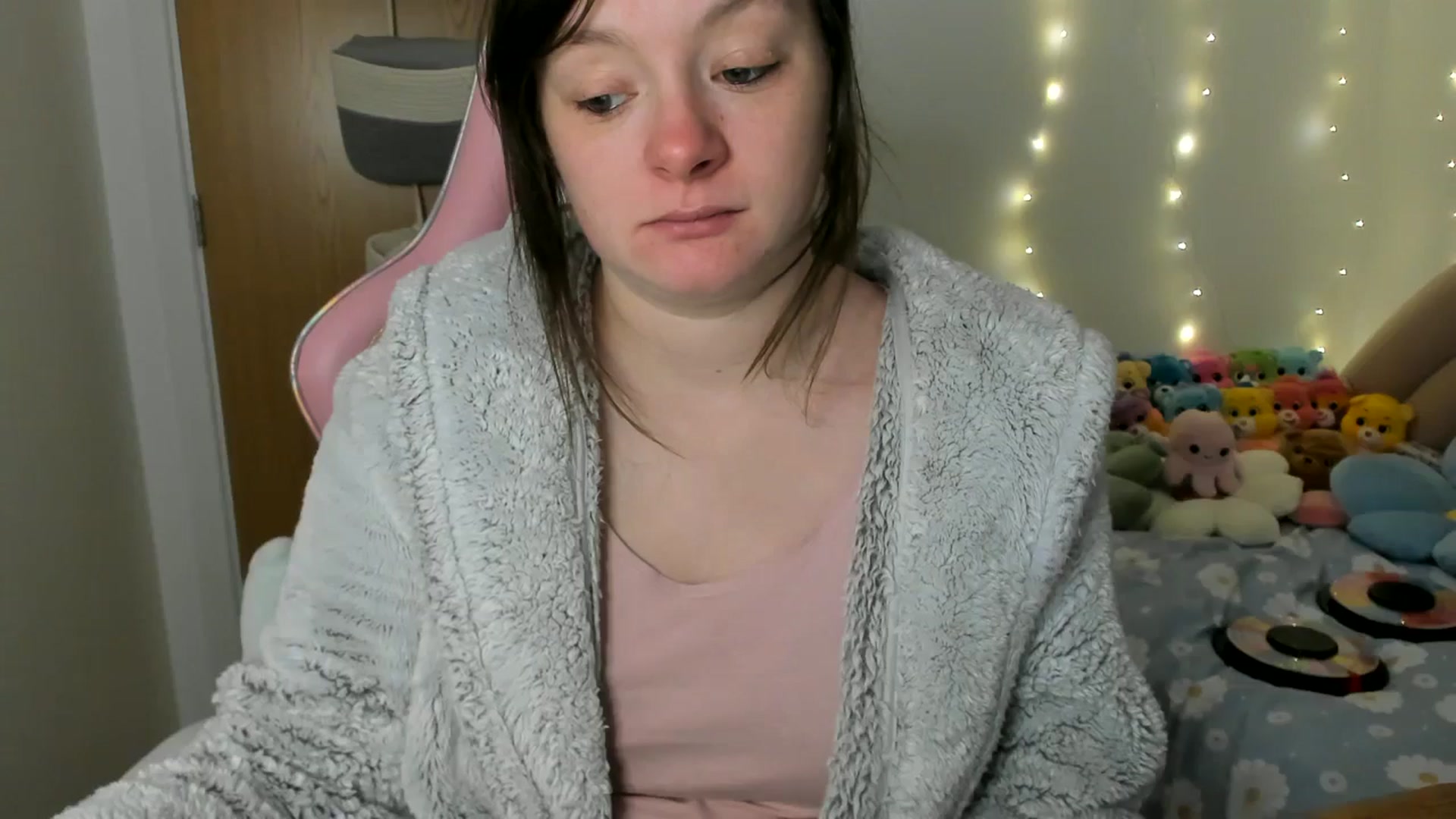Gallery image thumbnail from JessieBear_'s myfreecams stream on, 02/14/2025, 17:55 image 18 of 20