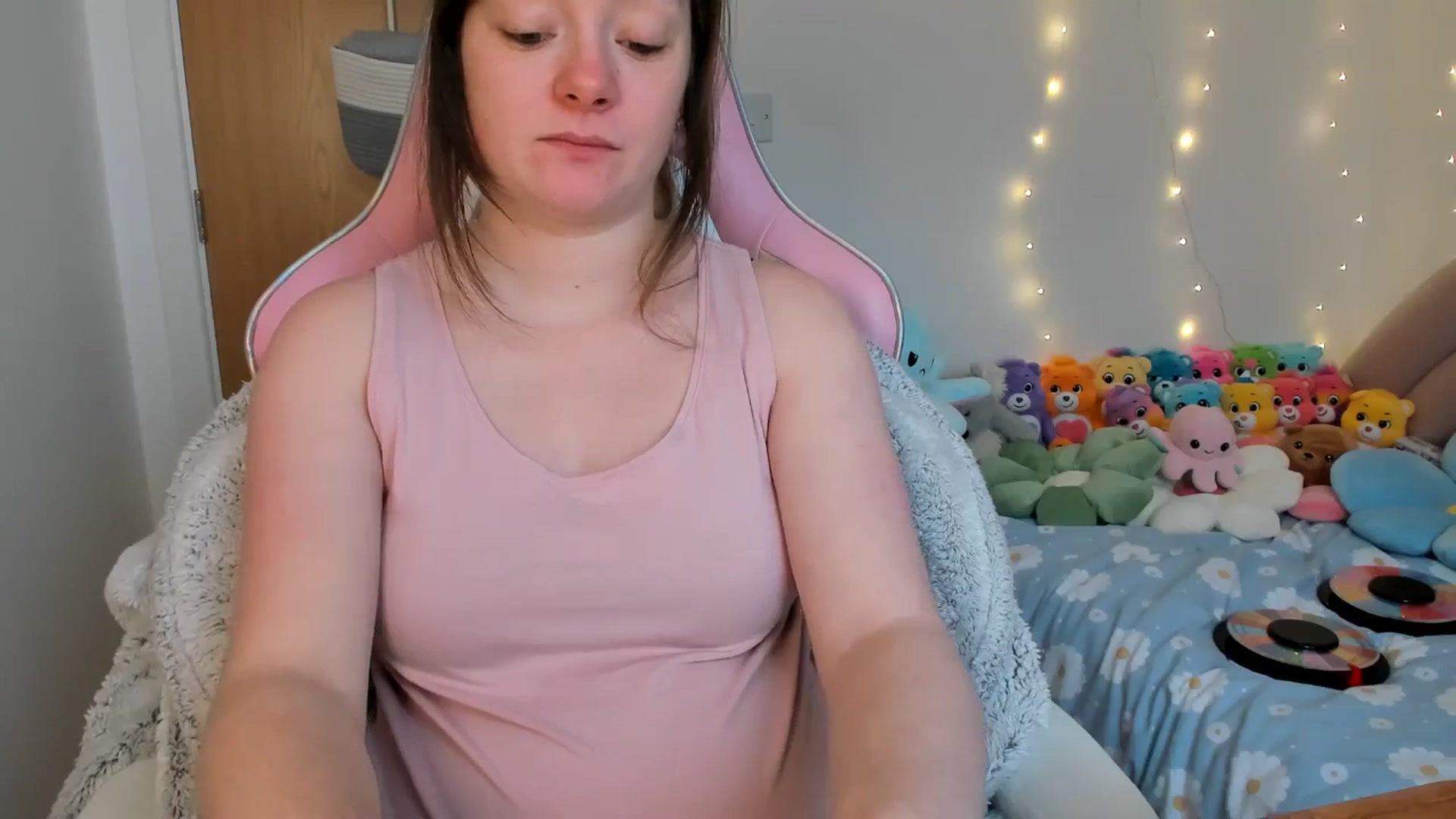 Gallery image thumbnail from JessieBear_'s myfreecams stream on, 02/14/2025, 17:55 image 8 of 20
