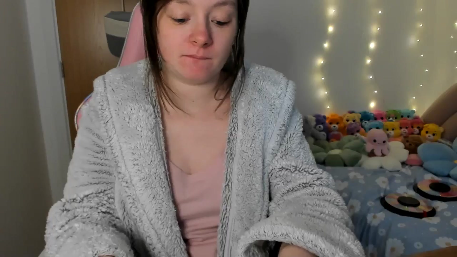 Gallery image thumbnail from JessieBear_'s myfreecams stream on, 02/14/2025, 17:55 image 15 of 20