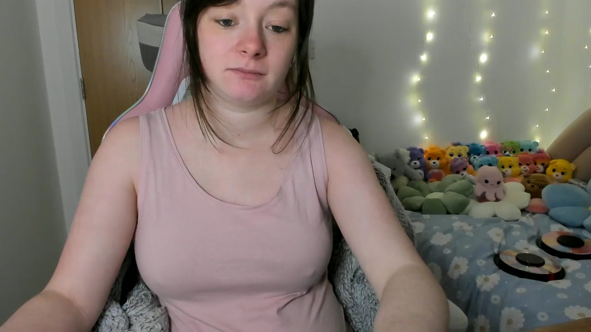 Gallery image thumbnail from JessieBear_'s myfreecams stream on, 02/14/2025, 18:05 image 3 of 20