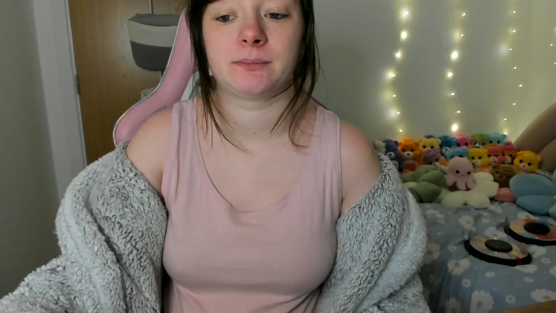 Gallery image thumbnail from JessieBear_'s myfreecams stream on, 02/14/2025, 18:05 image 1 of 20