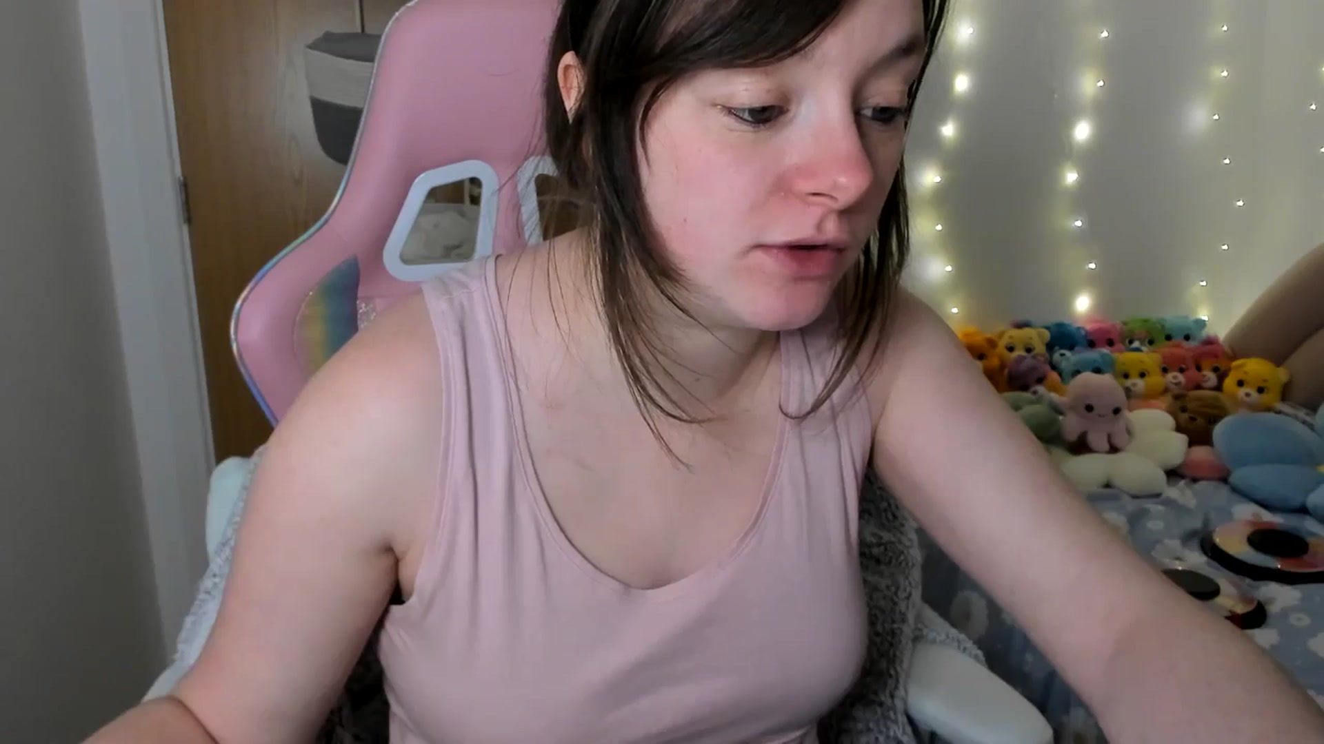 Gallery image thumbnail from JessieBear_'s myfreecams stream on, 02/14/2025, 18:05 image 9 of 20