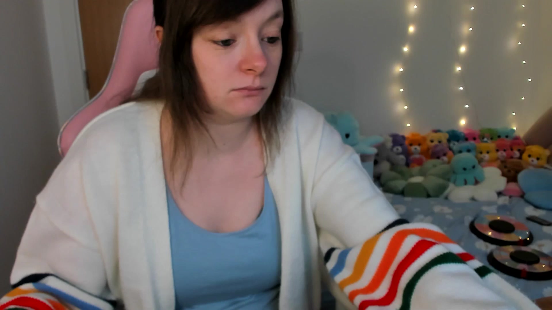 Gallery image thumbnail from JessieBear_'s myfreecams stream on, 02/17/2025, 17:37 image 16 of 20
