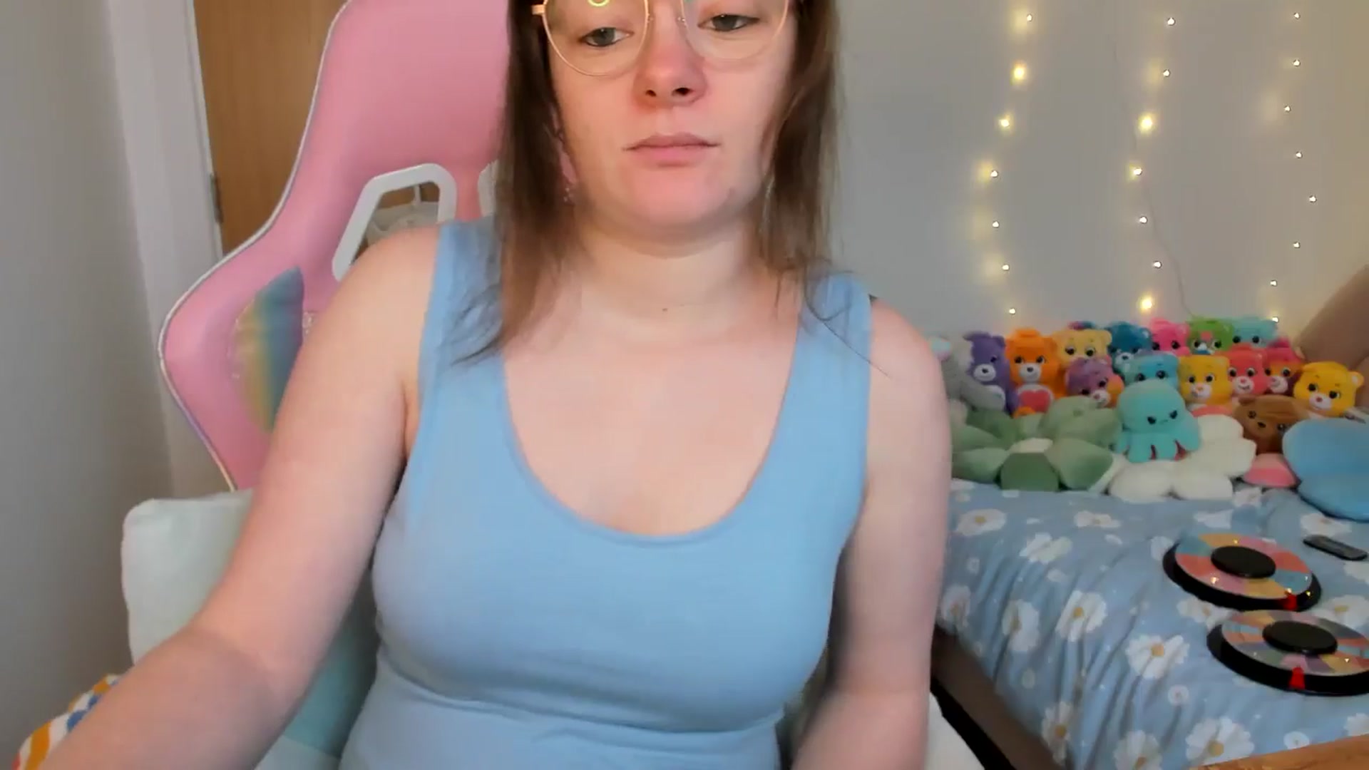 Gallery image thumbnail from JessieBear_'s myfreecams stream on, 02/17/2025, 17:37 image 10 of 20