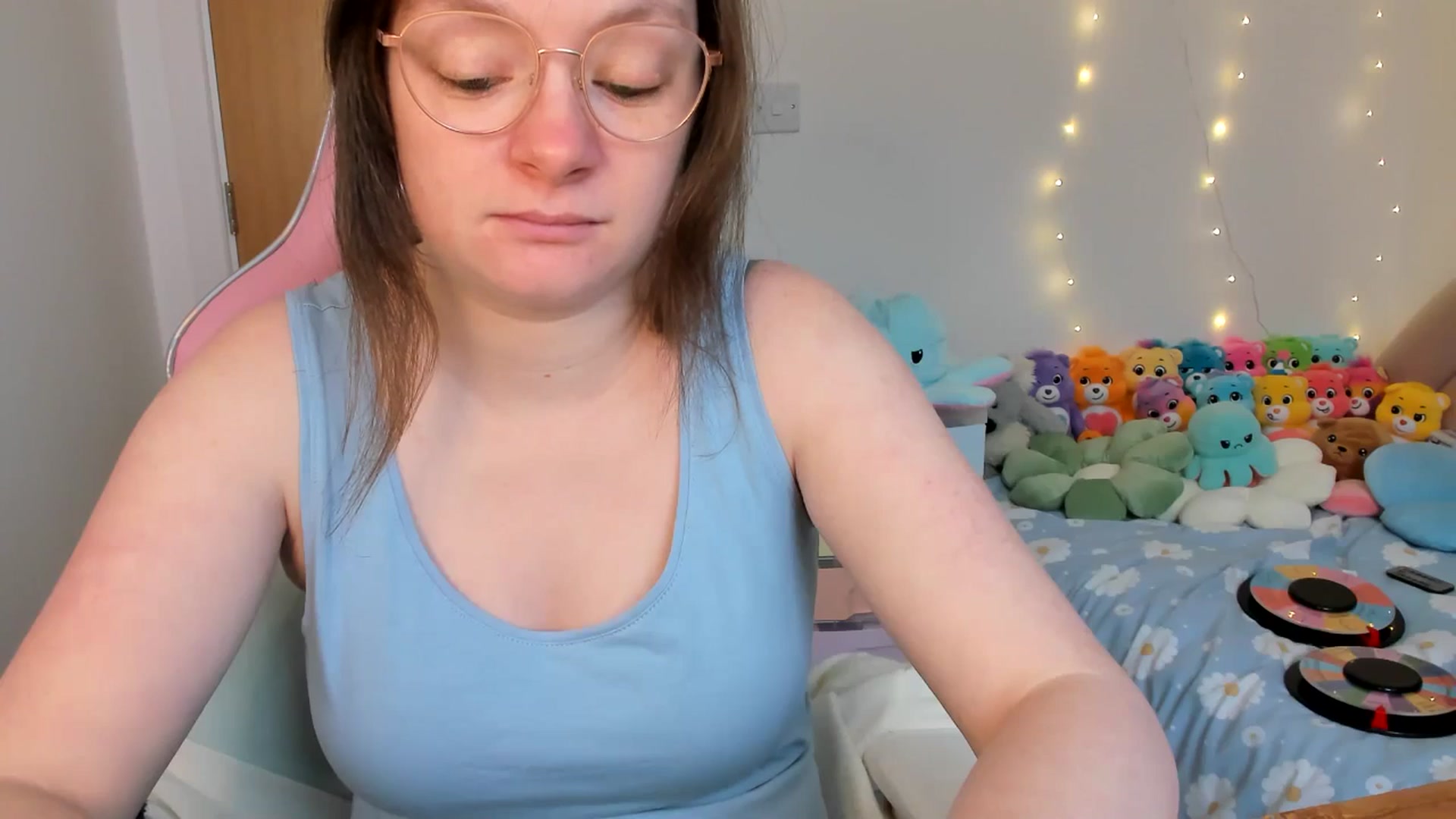 Gallery image thumbnail from JessieBear_'s myfreecams stream on, 02/17/2025, 17:37 image 11 of 20