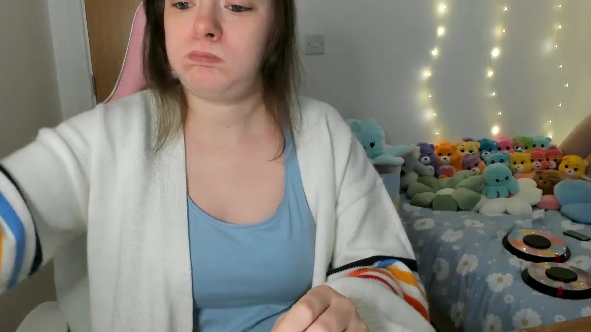Gallery image thumbnail from JessieBear_'s myfreecams stream on, 02/17/2025, 17:37 image 20 of 20