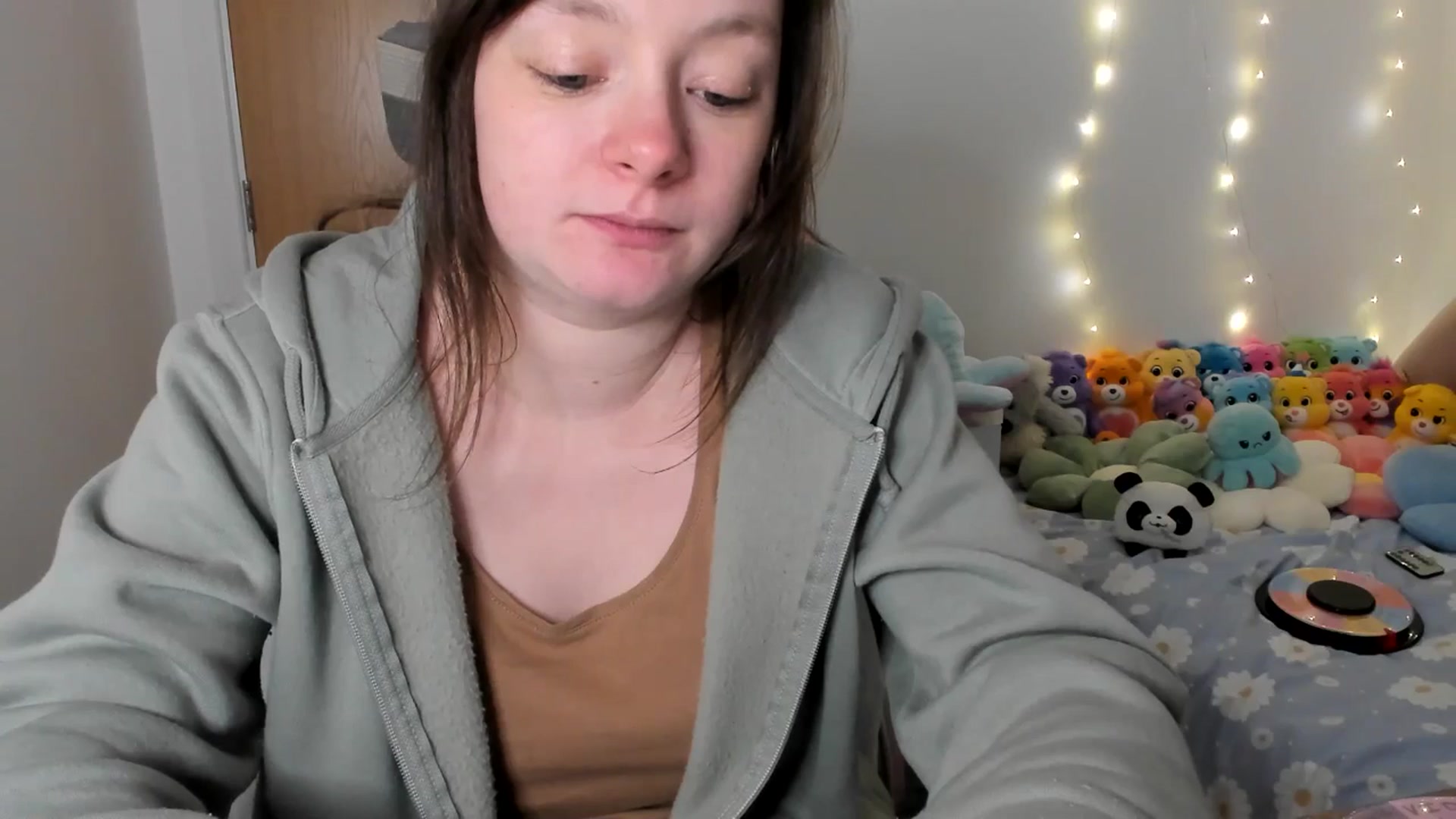 Gallery image thumbnail from JessieBear_'s myfreecams stream on, 02/18/2025, 18:06 image 19 of 20