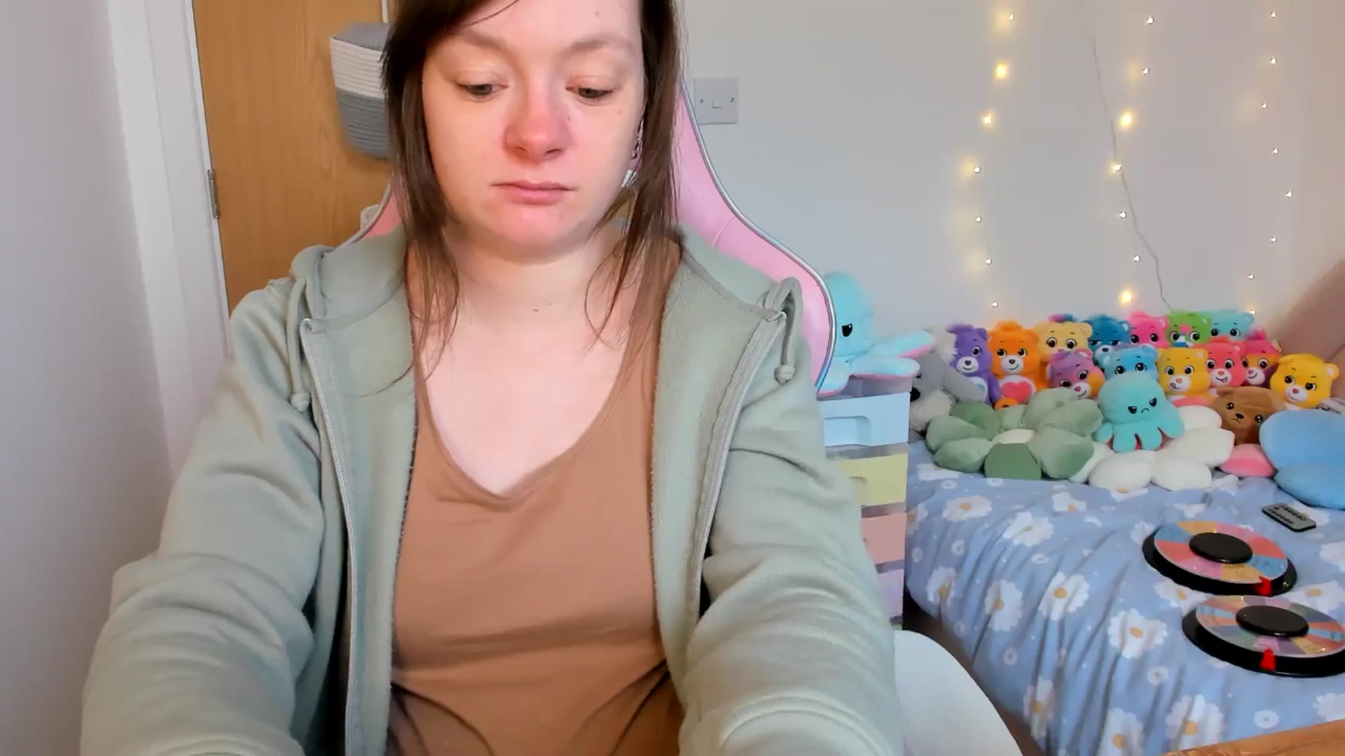 Gallery image thumbnail from JessieBear_'s myfreecams stream on, 02/18/2025, 18:06 image 3 of 20