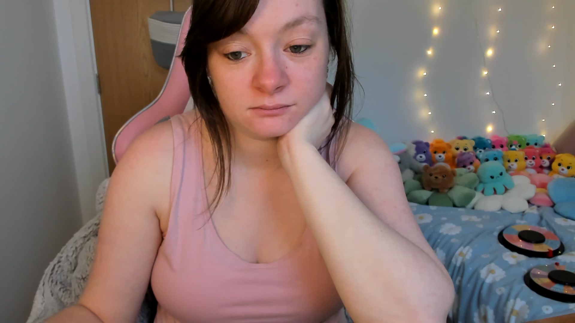 Gallery image thumbnail from JessieBear_'s myfreecams stream on, 02/19/2025, 16:46 image 10 of 20