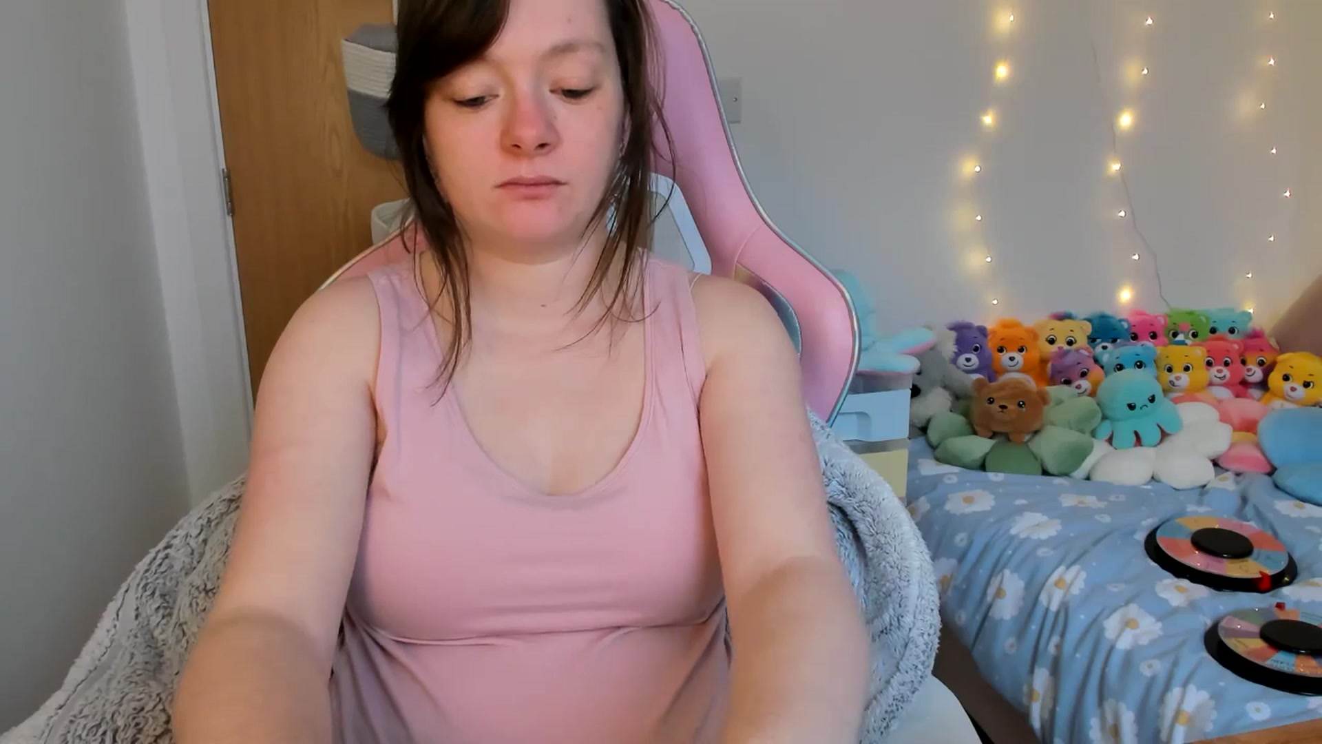 Gallery image thumbnail from JessieBear_'s myfreecams stream on, 02/19/2025, 16:46 image 18 of 20