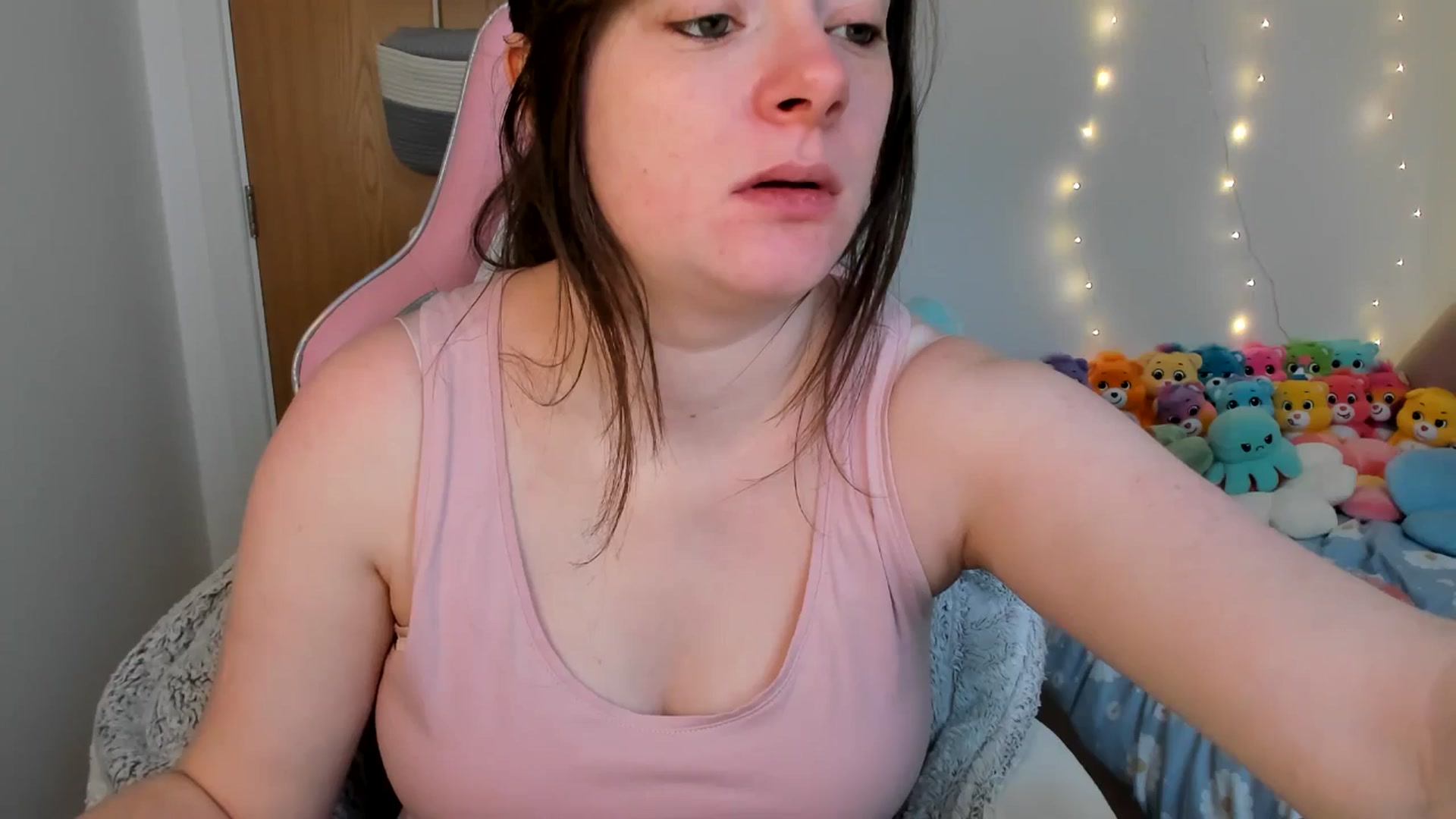 Gallery image thumbnail from JessieBear_'s myfreecams stream on, 02/19/2025, 16:46 image 6 of 20