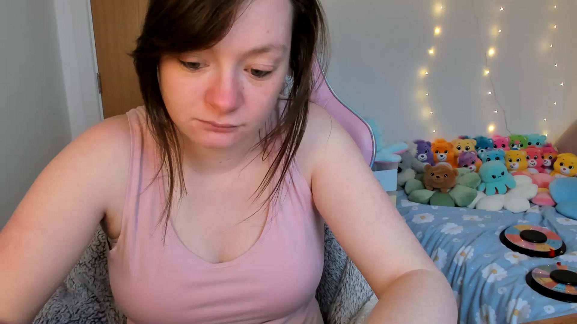 Gallery image thumbnail from JessieBear_'s myfreecams stream on, 02/19/2025, 16:46 image 17 of 20
