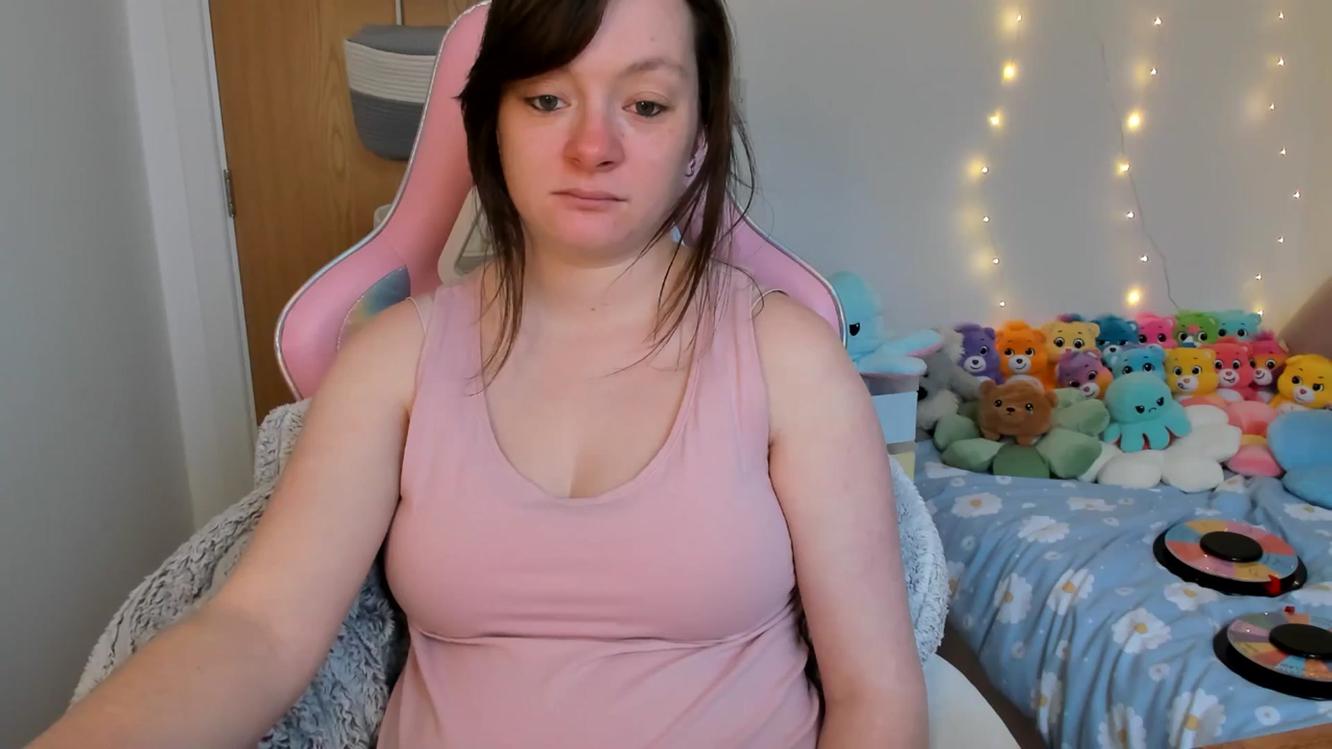 Gallery image thumbnail from JessieBear_'s myfreecams stream on, 02/19/2025, 16:46 image 15 of 20