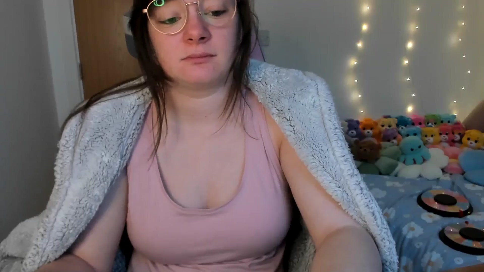 Gallery image thumbnail from JessieBear_'s myfreecams stream on, 02/19/2025, 17:19 image 3 of 20