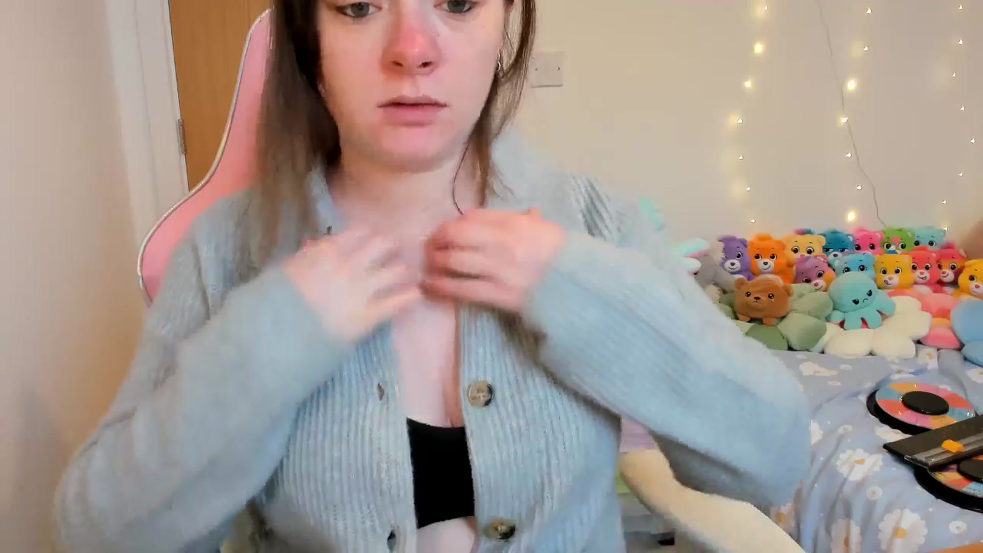 Gallery image thumbnail from JessieBear_'s myfreecams stream on, 02/21/2025, 18:10 image 4 of 20
