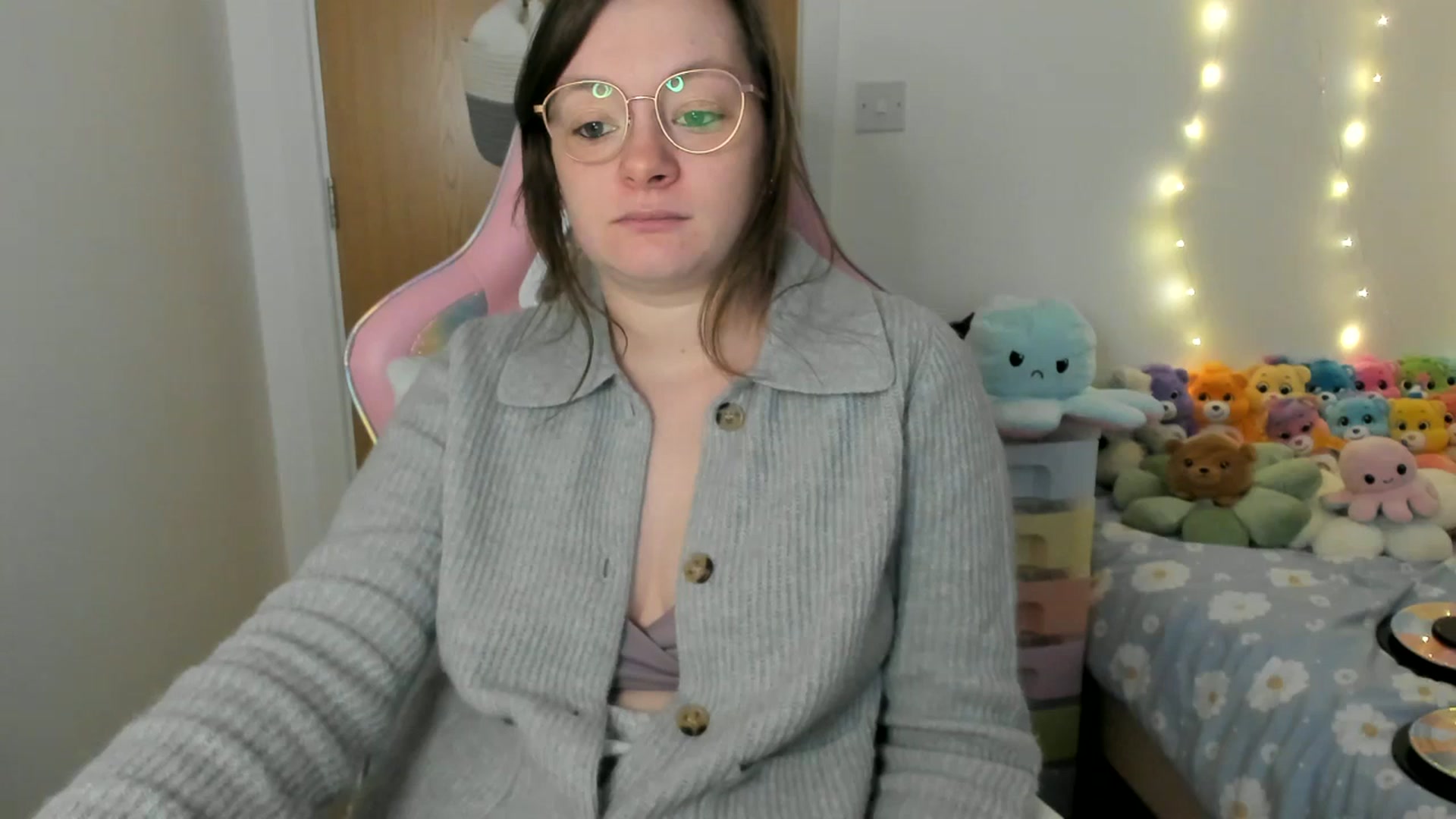 Gallery image thumbnail from JessieBear_'s myfreecams stream on, 02/25/2025, 17:56 image 19 of 20